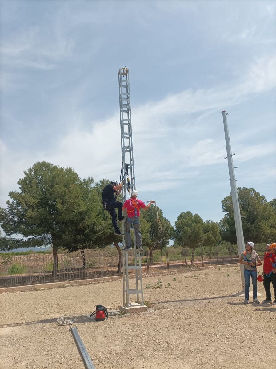 empresa-constructora-valencia-calidad-construcciones-dv4-garantia-profesional (1)